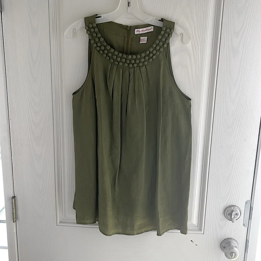 Lily Stanhope Olive Green Linen Tunic w/Beaded Collar, Large - Picture 2 of 4